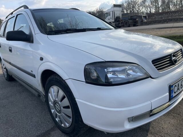 Белый Опель Астра, объемом двигателя 1.7 л и пробегом 37 тыс. км за 4500 $, фото 1 на Automoto.ua