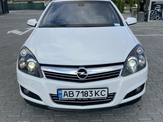 Білий Опель Астра, об'ємом двигуна 1.7 л та пробігом 224 тис. км за 5200 $, фото 1 на Automoto.ua