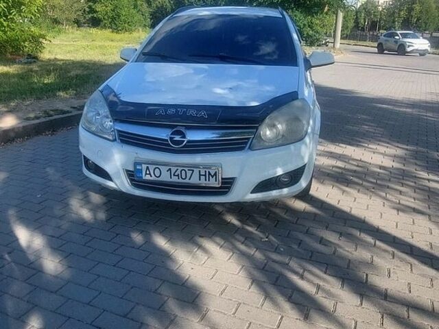 Білий Опель Астра, об'ємом двигуна 1.91 л та пробігом 385 тис. км за 4100 $, фото 1 на Automoto.ua