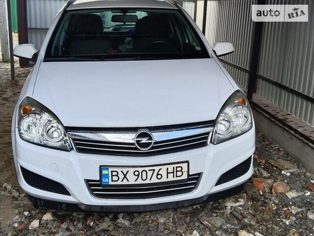 Білий Опель Астра, об'ємом двигуна 1.6 л та пробігом 220 тис. км за 5300 $, фото 1 на Automoto.ua