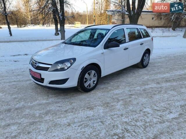 Білий Опель Астра, об'ємом двигуна 1.6 л та пробігом 193 тис. км за 5600 $, фото 1 на Automoto.ua