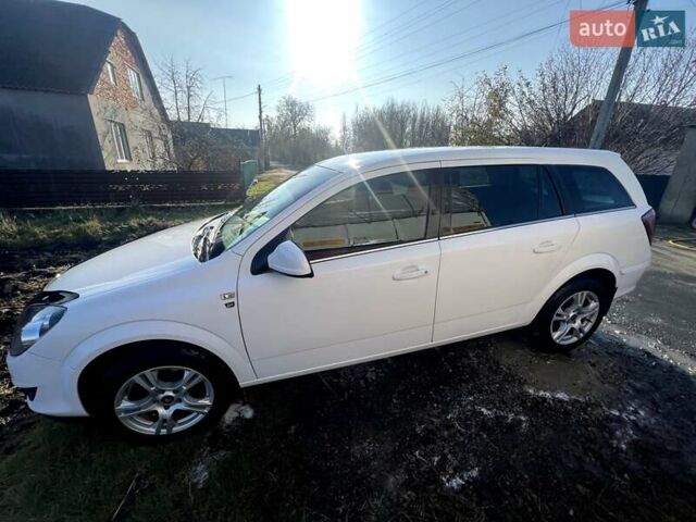 Білий Опель Астра, об'ємом двигуна 1.7 л та пробігом 250 тис. км за 5500 $, фото 1 на Automoto.ua