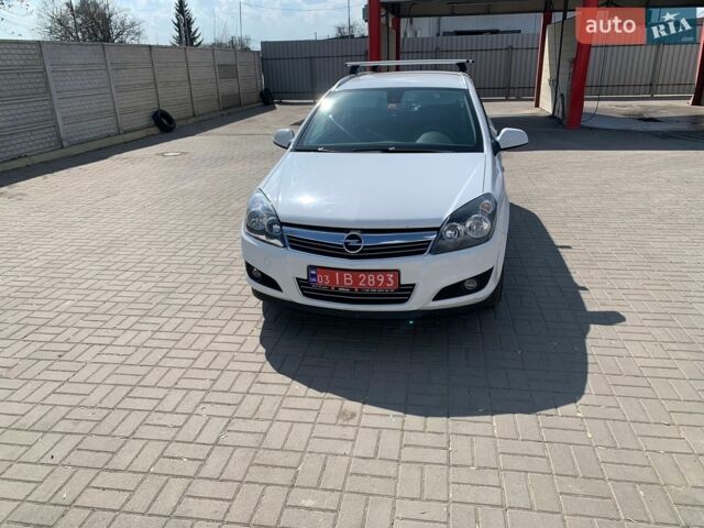 Білий Опель Астра, об'ємом двигуна 1.6 л та пробігом 228 тис. км за 4800 $, фото 1 на Automoto.ua