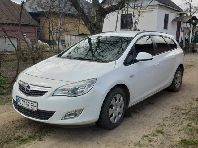 Білий Опель Астра, об'ємом двигуна 1.7 л та пробігом 239 тис. км за 7600 $, фото 1 на Automoto.ua