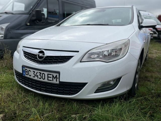 Білий Опель Астра, об'ємом двигуна 1.2 л та пробігом 310 тис. км за 3800 $, фото 1 на Automoto.ua