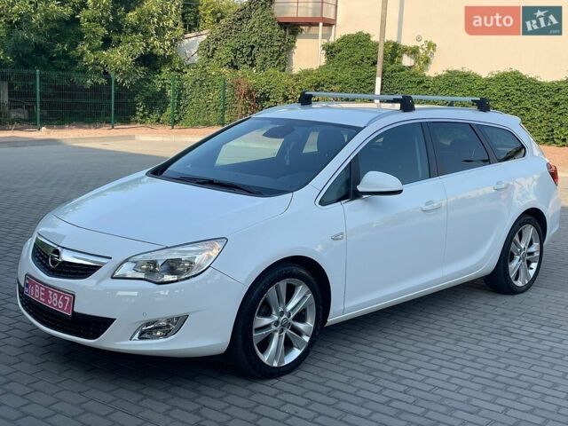 Білий Опель Астра, об'ємом двигуна 1.4 л та пробігом 197 тис. км за 6999 $, фото 1 на Automoto.ua
