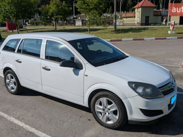 Білий Опель Астра, об'ємом двигуна 1.69 л та пробігом 268 тис. км за 5270 $, фото 1 на Automoto.ua