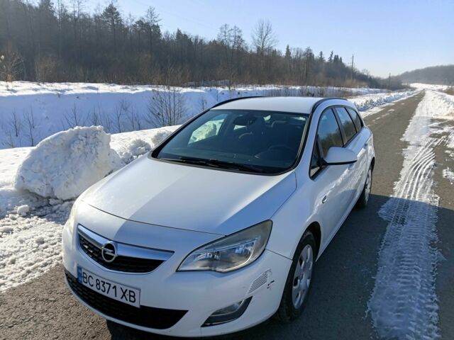Білий Опель Астра, об'ємом двигуна 1.3 л та пробігом 370 тис. км за 5300 $, фото 1 на Automoto.ua
