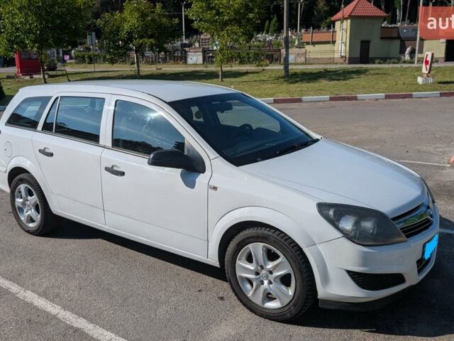 Білий Опель Астра, об'ємом двигуна 1.69 л та пробігом 268 тис. км за 5099 $, фото 1 на Automoto.ua