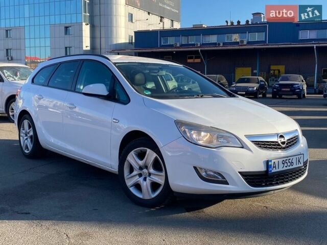 Белый Опель Астра, объемом двигателя 1.7 л и пробегом 388 тыс. км за 5490 $, фото 1 на Automoto.ua