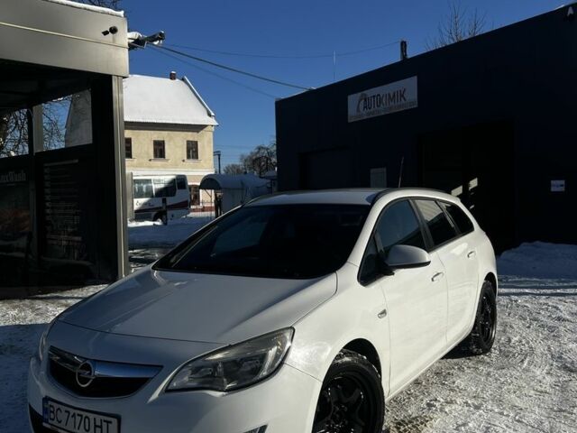 Білий Опель Астра, об'ємом двигуна 1.69 л та пробігом 266 тис. км за 5899 $, фото 1 на Automoto.ua