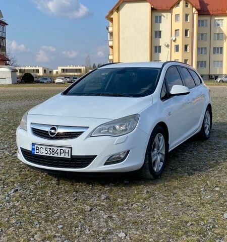 Белый Опель Астра, объемом двигателя 1.69 л и пробегом 268 тыс. км за 7450 $, фото 1 на Automoto.ua