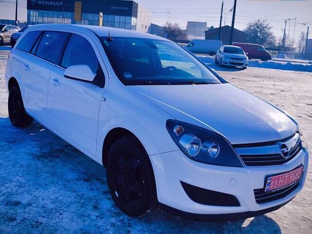 Белый Опель Астра, объемом двигателя 1.6 л и пробегом 199 тыс. км за 5350 $, фото 1 на Automoto.ua