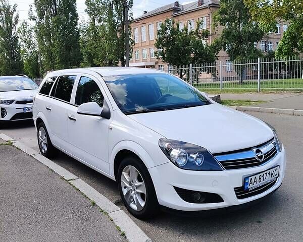 Білий Опель Астра, об'ємом двигуна 1.6 л та пробігом 163 тис. км за 5900 $, фото 1 на Automoto.ua
