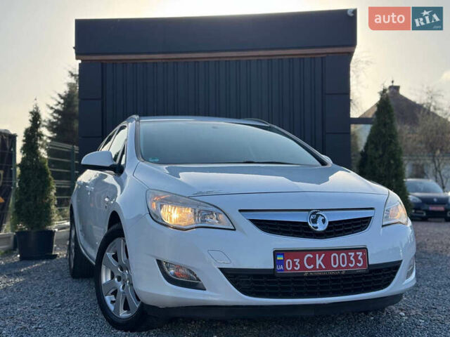 Білий Опель Астра, об'ємом двигуна 1.7 л та пробігом 230 тис. км за 6990 $, фото 1 на Automoto.ua