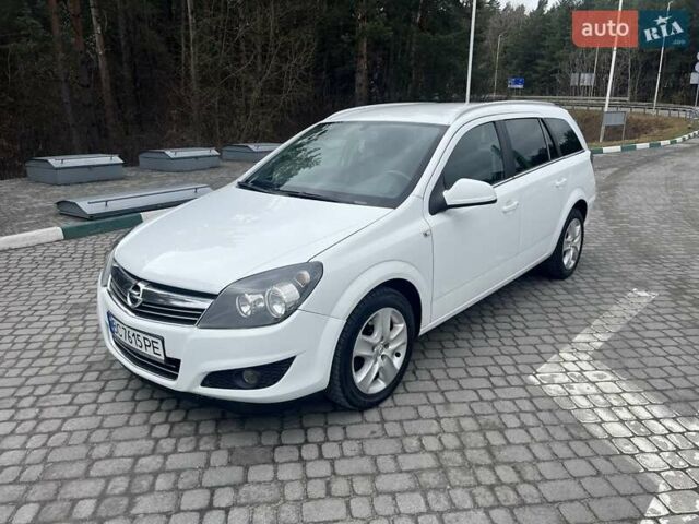 Білий Опель Астра, об'ємом двигуна 1.7 л та пробігом 230 тис. км за 5900 $, фото 1 на Automoto.ua