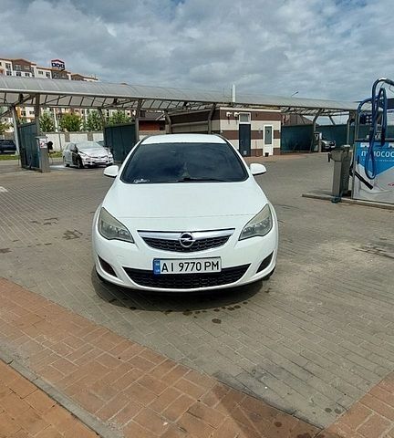 Білий Опель Астра, об'ємом двигуна 1.7 л та пробігом 321 тис. км за 7699 $, фото 1 на Automoto.ua