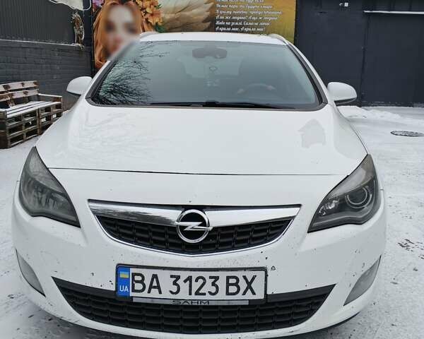 Білий Опель Астра, об'ємом двигуна 1.7 л та пробігом 245 тис. км за 7600 $, фото 1 на Automoto.ua