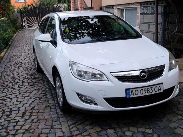 Білий Опель Астра, об'ємом двигуна 1.7 л та пробігом 0 тис. км за 7500 $, фото 1 на Automoto.ua