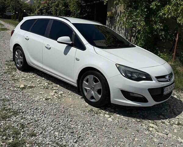 Белый Опель Астра, объемом двигателя 2 л и пробегом 100 тыс. км за 8000 $, фото 1 на Automoto.ua