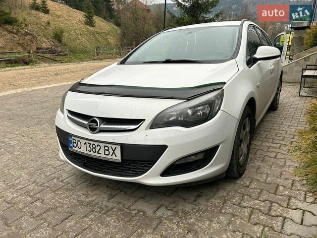 Белый Опель Астра, объемом двигателя 1.69 л и пробегом 352 тыс. км за 5750 $, фото 1 на Automoto.ua