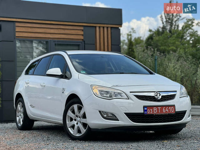 Білий Опель Астра, об'ємом двигуна 1.7 л та пробігом 230 тис. км за 6899 $, фото 1 на Automoto.ua