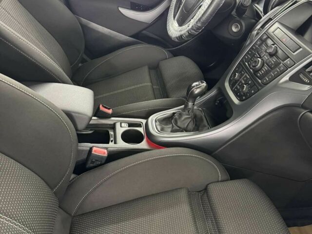 Білий Опель Астра, об'ємом двигуна 1.7 л та пробігом 256 тис. км за 8000 $, фото 1 на Automoto.ua