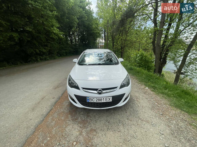 Белый Опель Астра, объемом двигателя 1.69 л и пробегом 280 тыс. км за 5720 $, фото 1 на Automoto.ua