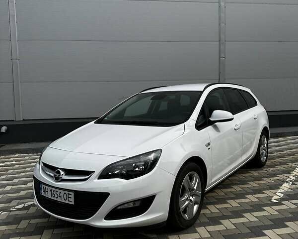 Білий Опель Астра, об'ємом двигуна 1.6 л та пробігом 220 тис. км за 7800 $, фото 1 на Automoto.ua