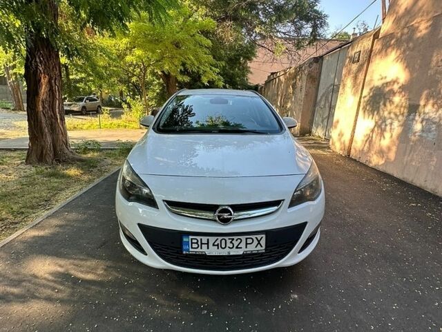 Білий Опель Астра, об'ємом двигуна 1.6 л та пробігом 190 тис. км за 7900 $, фото 1 на Automoto.ua