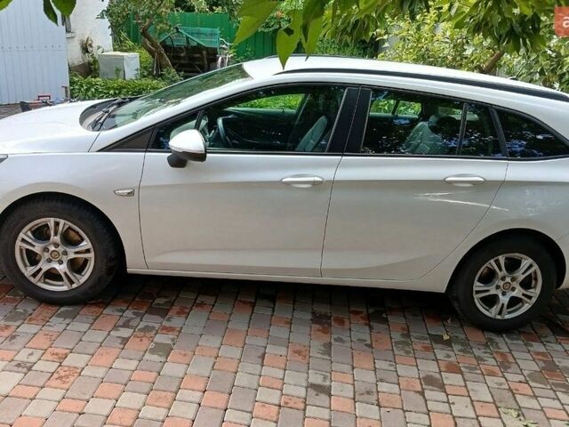 Білий Опель Астра, об'ємом двигуна 1.6 л та пробігом 236 тис. км за 8600 $, фото 1 на Automoto.ua