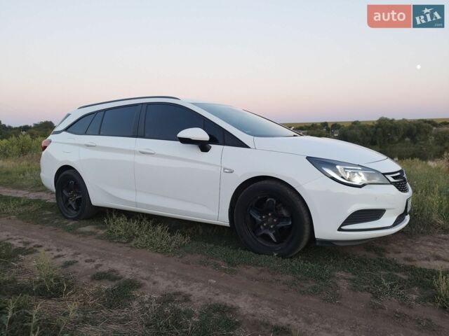 Білий Опель Астра, об'ємом двигуна 1.6 л та пробігом 208 тис. км за 9300 $, фото 1 на Automoto.ua