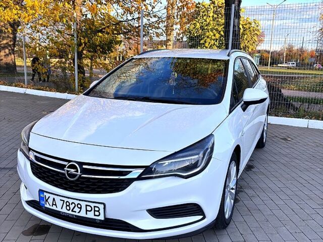 Білий Опель Астра, об'ємом двигуна 1.6 л та пробігом 205 тис. км за 9550 $, фото 1 на Automoto.ua