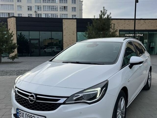 Білий Опель Астра, об'ємом двигуна 1.6 л та пробігом 145 тис. км за 10000 $, фото 1 на Automoto.ua