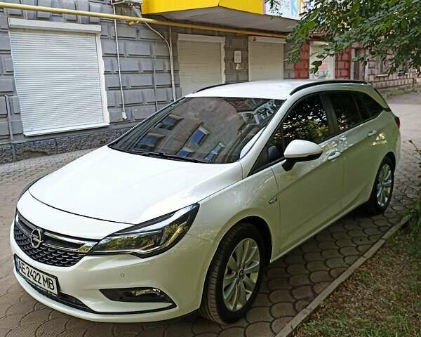 Білий Опель Астра, об'ємом двигуна 1.6 л та пробігом 234 тис. км за 10200 $, фото 1 на Automoto.ua