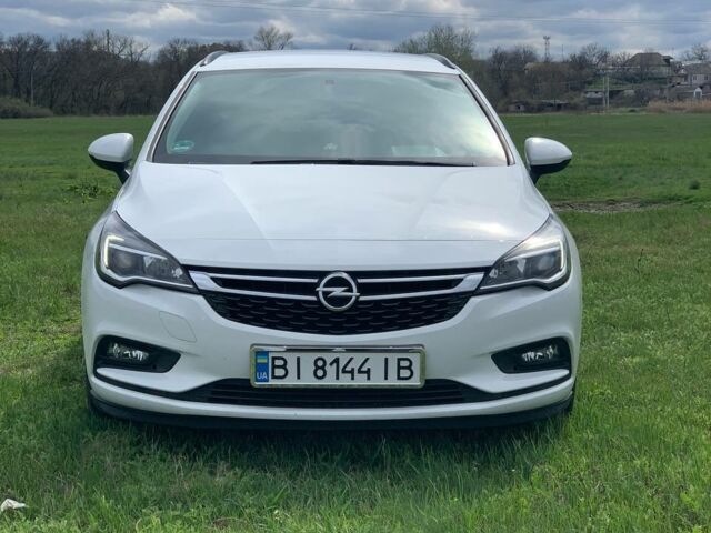 Белый Опель Астра, объемом двигателя 1.6 л и пробегом 165 тыс. км за 11500 $, фото 1 на Automoto.ua