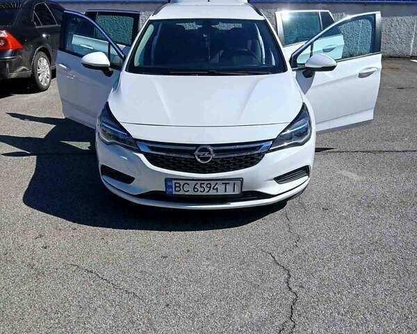 Білий Опель Астра, об'ємом двигуна 1.6 л та пробігом 184 тис. км за 8700 $, фото 1 на Automoto.ua