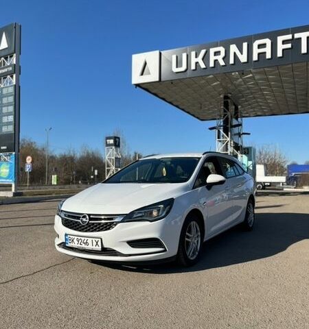 Белый Опель Астра, объемом двигателя 1.6 л и пробегом 204 тыс. км за 9450 $, фото 1 на Automoto.ua