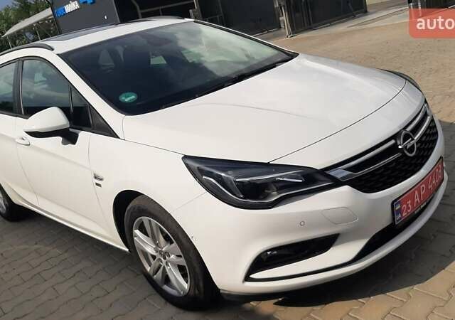 Белый Опель Астра, объемом двигателя 1.6 л и пробегом 167 тыс. км за 11500 $, фото 1 на Automoto.ua