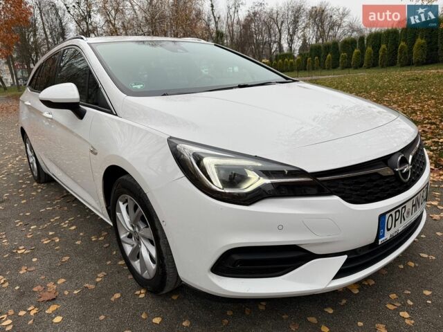Білий Опель Астра, об'ємом двигуна 1.5 л та пробігом 196 тис. км за 11950 $, фото 1 на Automoto.ua