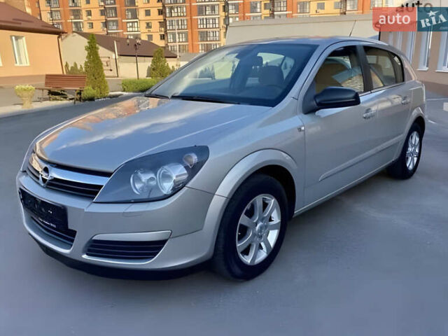 Бежевый Опель Астра, объемом двигателя 1.8 л и пробегом 185 тыс. км за 4900 $, фото 1 на Automoto.ua