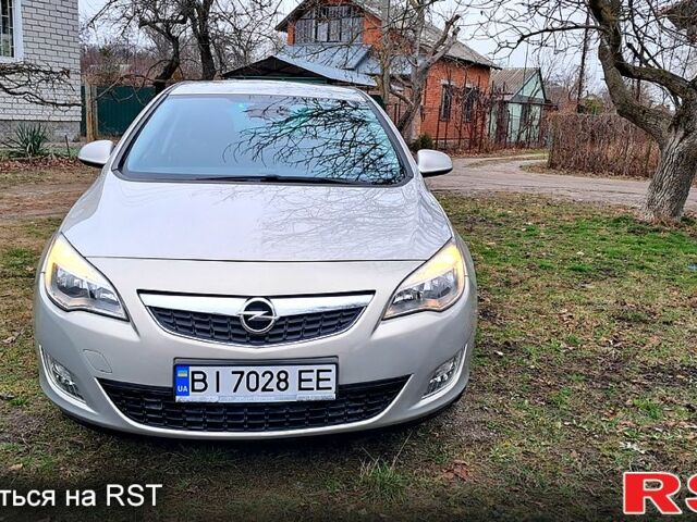 Бежевий Опель Астра, об'ємом двигуна 1.6 л та пробігом 126 тис. км за 8200 $, фото 1 на Automoto.ua