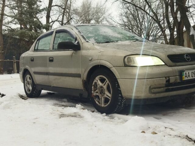 Бежевий Опель Астра, об'ємом двигуна 1.4 л та пробігом 407 тис. км за 1850 $, фото 1 на Automoto.ua