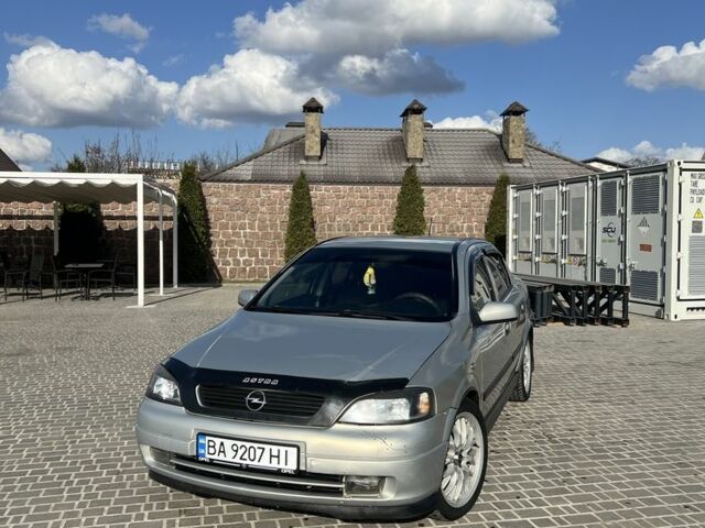 Бежевый Опель Астра, объемом двигателя 1.6 л и пробегом 300 тыс. км за 3450 $, фото 1 на Automoto.ua