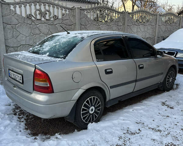 Бежевий Опель Астра, об'ємом двигуна 1.4 л та пробігом 317 тис. км за 3350 $, фото 1 на Automoto.ua