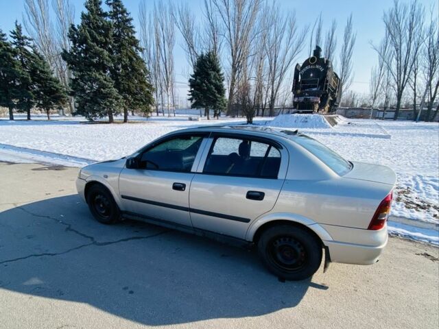 Бежевый Опель Астра, объемом двигателя 1.4 л и пробегом 213 тыс. км за 2000 $, фото 1 на Automoto.ua