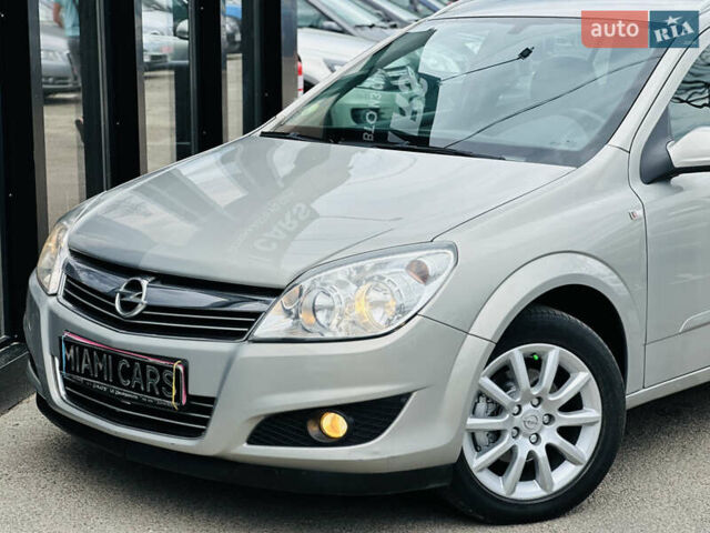 Бежевый Опель Астра, объемом двигателя 1.6 л и пробегом 256 тыс. км за 5699 $, фото 1 на Automoto.ua
