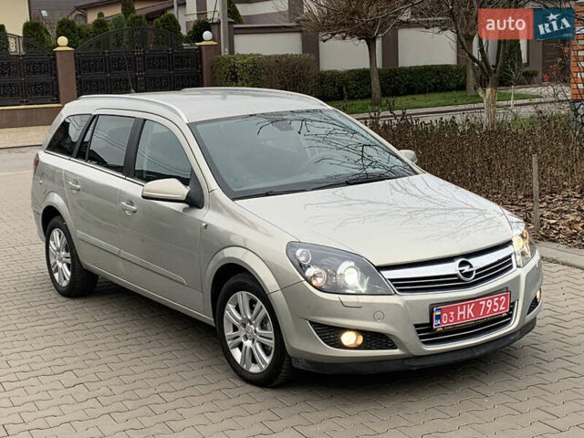 Бежевий Опель Астра, об'ємом двигуна 1.6 л та пробігом 160 тис. км за 5600 $, фото 1 на Automoto.ua