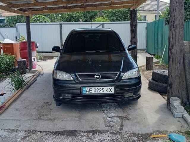 Чорний Опель Астра, об'ємом двигуна 1.6 л та пробігом 330 тис. км за 2796 $, фото 1 на Automoto.ua