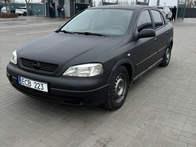 Чорний Опель Астра, об'ємом двигуна 1.8 л та пробігом 392 тис. км за 1650 $, фото 1 на Automoto.ua